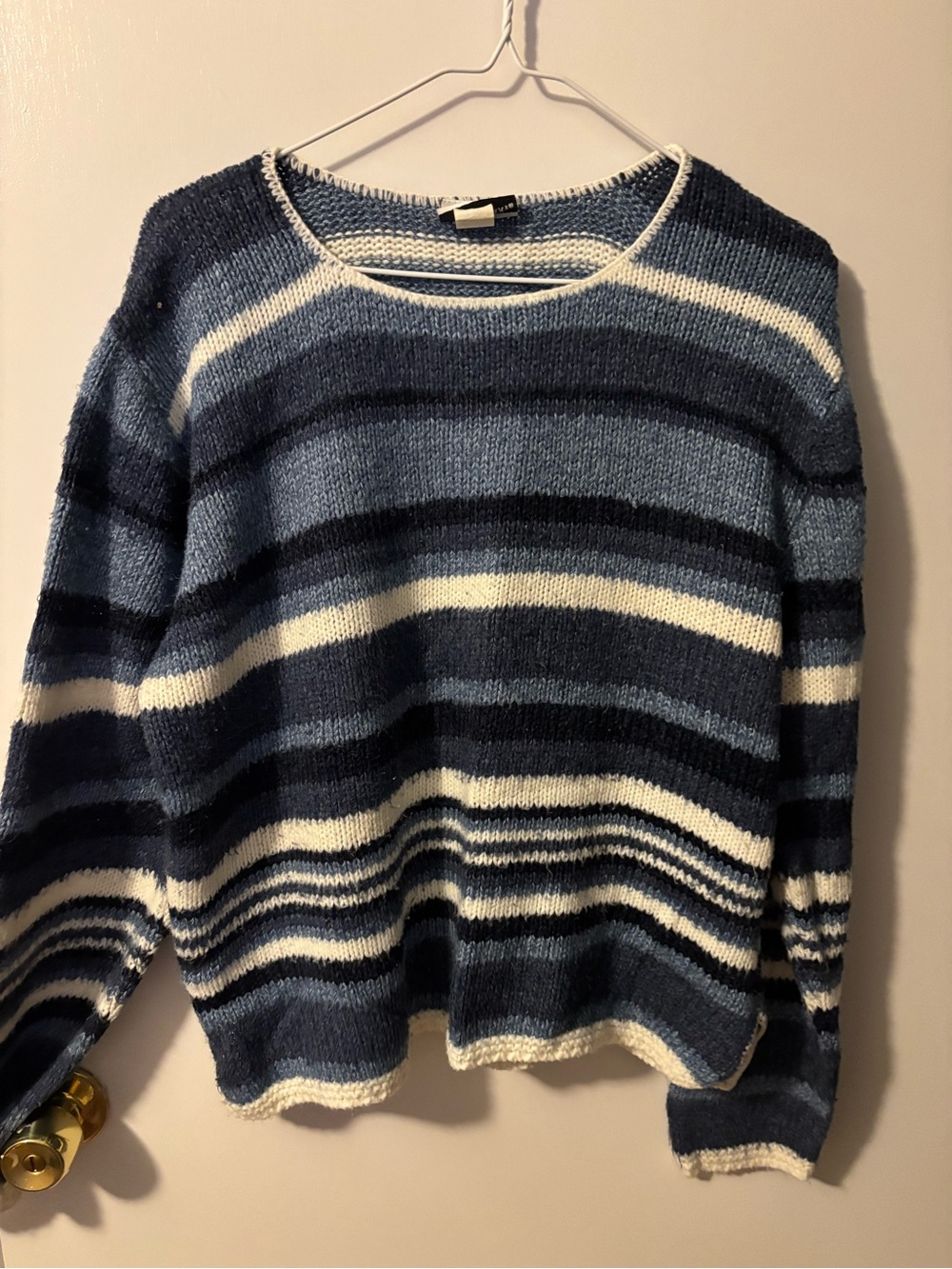 Coastal New England Fashion Bug Striped Crewneck Sweater Women’s Large